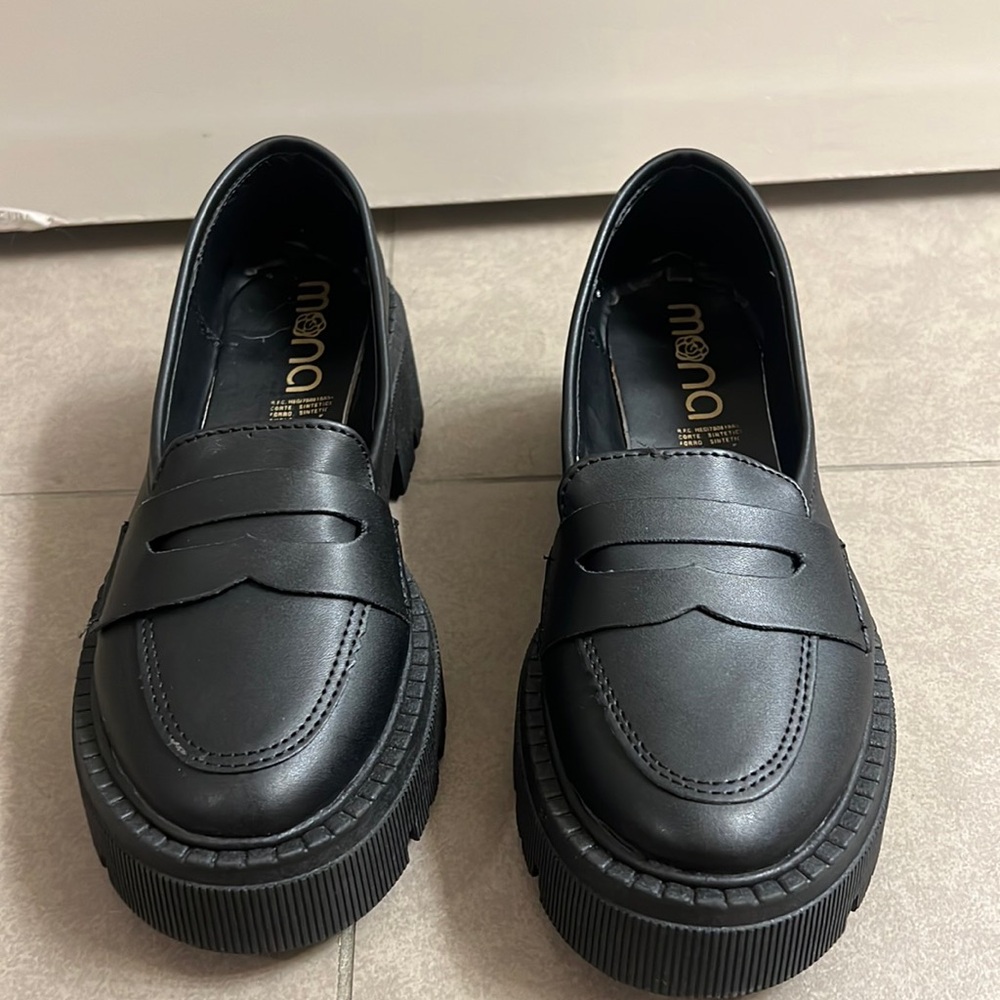 NEW Black Shoes
